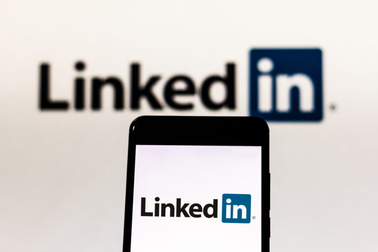 Targeting the Right Audience for Your Law Firm on LinkedIn